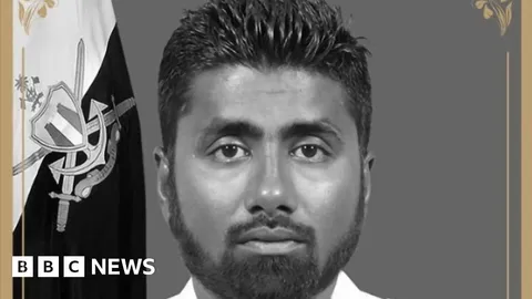 Rescue diver dies during search for bodies of Italians who drowned in Maldives caves