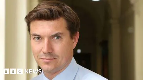 Deputy British ambassador to US abruptly leaves post