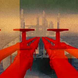 U.S. conducting stealth operation to transport oil through Hormuz