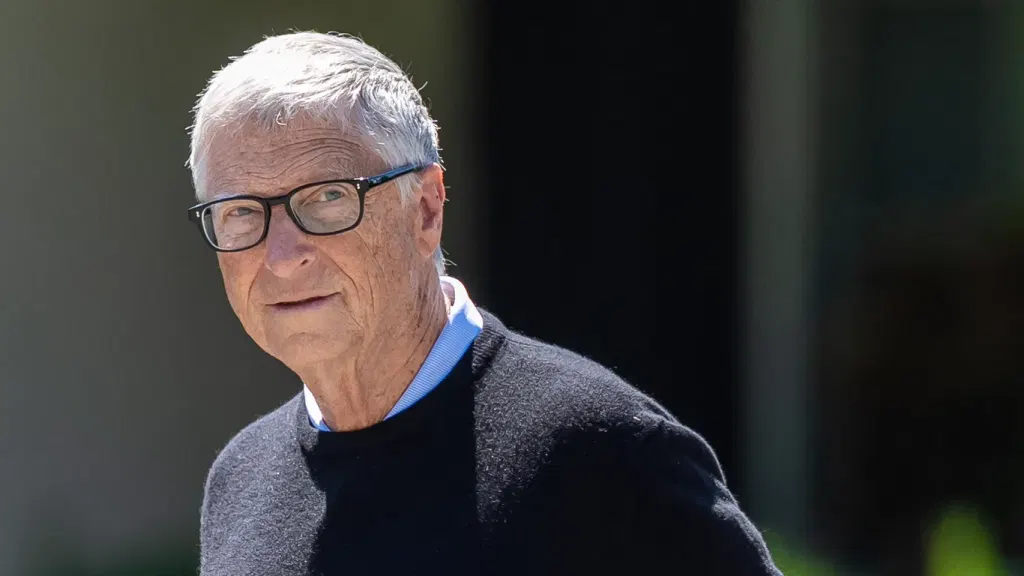Bill Gates warns about the catastrophic risk posed by "people with ill intent using the latest AI tools", which are powerful enough to "cause a billion deaths" (Herb Scribner/Axios)