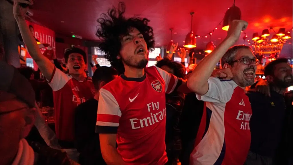 Arsenal wins the Premier League ending 22-year wait after Manchester City draws with Bournemouth