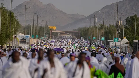 Saudi Arabia: Hajj 2026 reaches its spiritual climax as millions of Muslim pilgrims gather