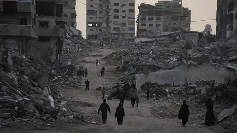 Trump Board of Peace's official Gaza reconstruction fund is empty, source says