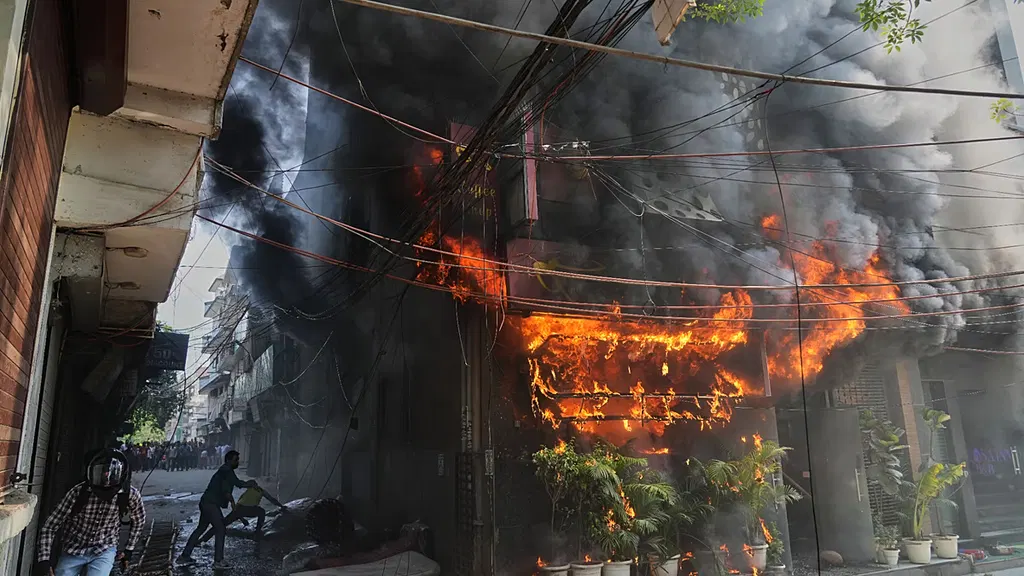 Fire tears through New Delhi building, killing at least 18