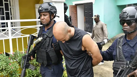 Liberia seizes €277 million worth of cocaine linked to 'organised and well-funded' trafficking network