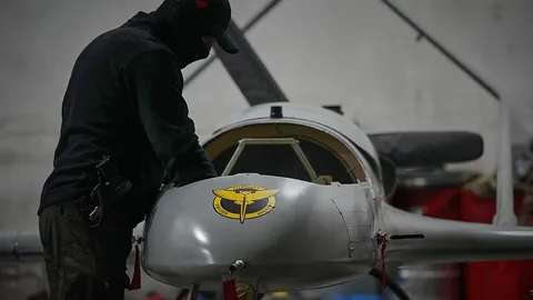 Ukraine keeps up long-range strikes on Russian export and oil facilities as pressure on Moscow builds