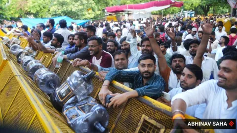 CJP Jantar Mantar Protest Live: 17 Metro Stations shut in Delhi as CJP pushes ahead with nationwide protests