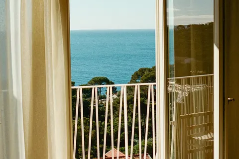 Le Provençal, a Riviera hotel with breathtaking views