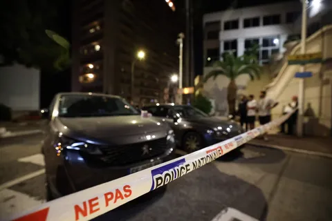 Monaco police launch manhunt for suspect after parcel bomb blast injures 3