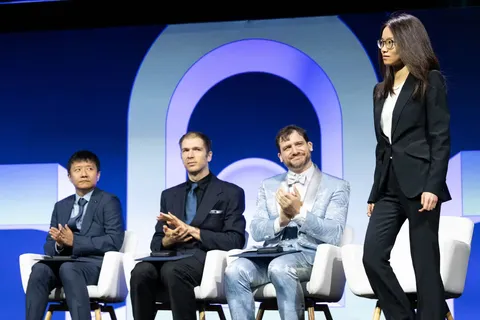 Fields medal awarded to four young mathematicians