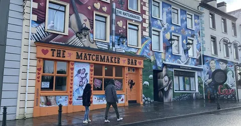Lisdoonvarna goers told 'get courting done early' as judge refuses extended alcohol hours