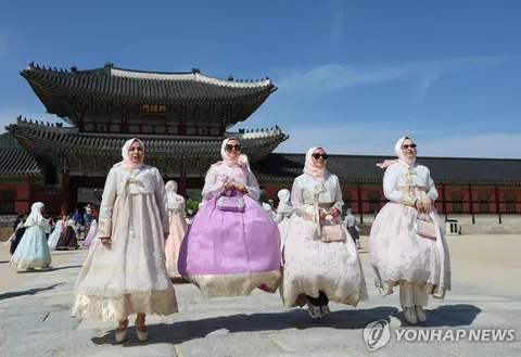 S. Korea to adopt tougher penalties for overcharging in tourism sector