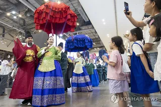 Some 52,000 visit 'K-Heritage House' during UNESCO session in Busan