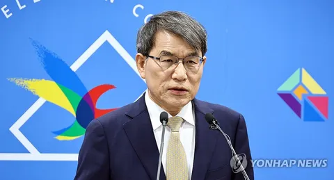 Election watchdog head to apologize over ballot shortages in local elections