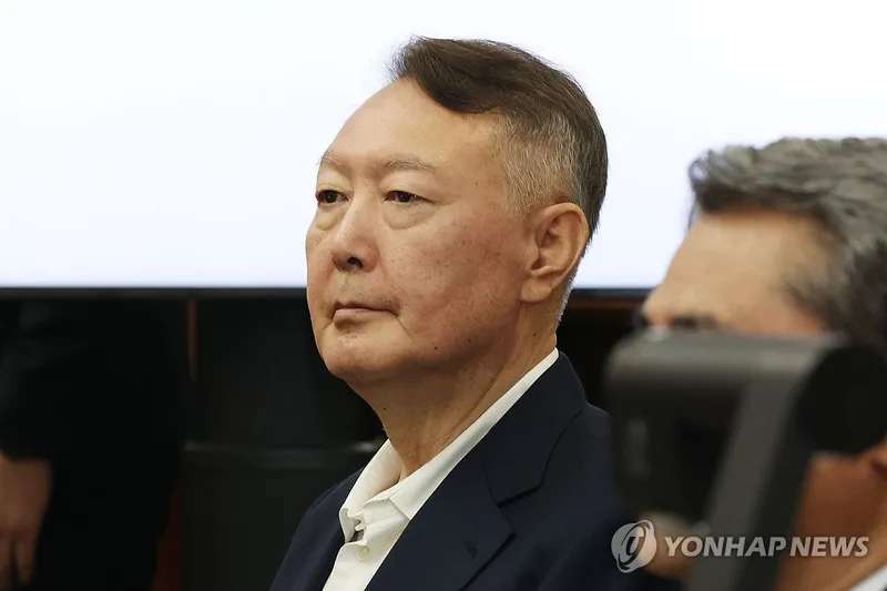 (LEAD) Ex-President Yoon sentenced to suspended prison term for violating election law