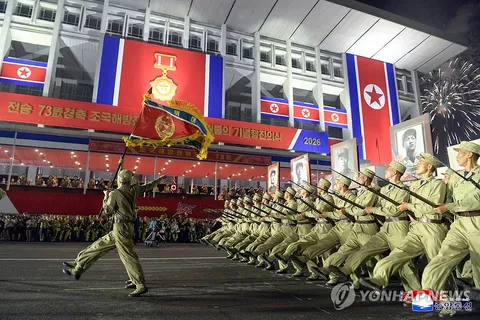 (LEAD) N. Korea marks 73rd armistice anniversary with ceremonial parade