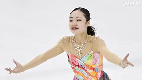 フィギュアスケート 島田麻央がシニアデビュー戦で優勝