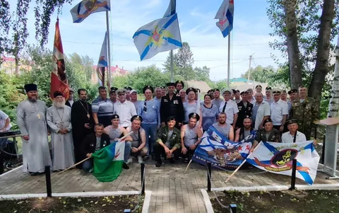 В Ромоданове отметили 330-летие ВМФ