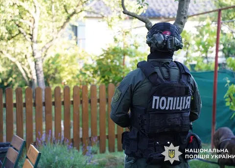 В Киеве фальшивый военный обманывал женщин на сайте знакомств