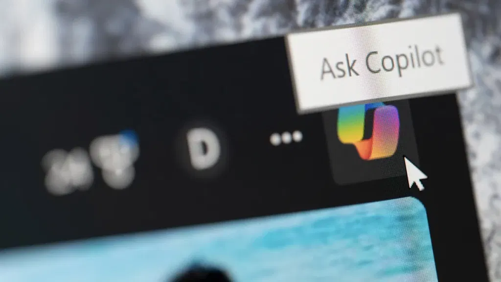 Two Ways to Completely Remove Microsoft Copilot From Windows 11