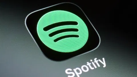 Spotify and Claude Are Both Down