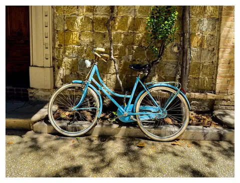 A Blue Bicycle…