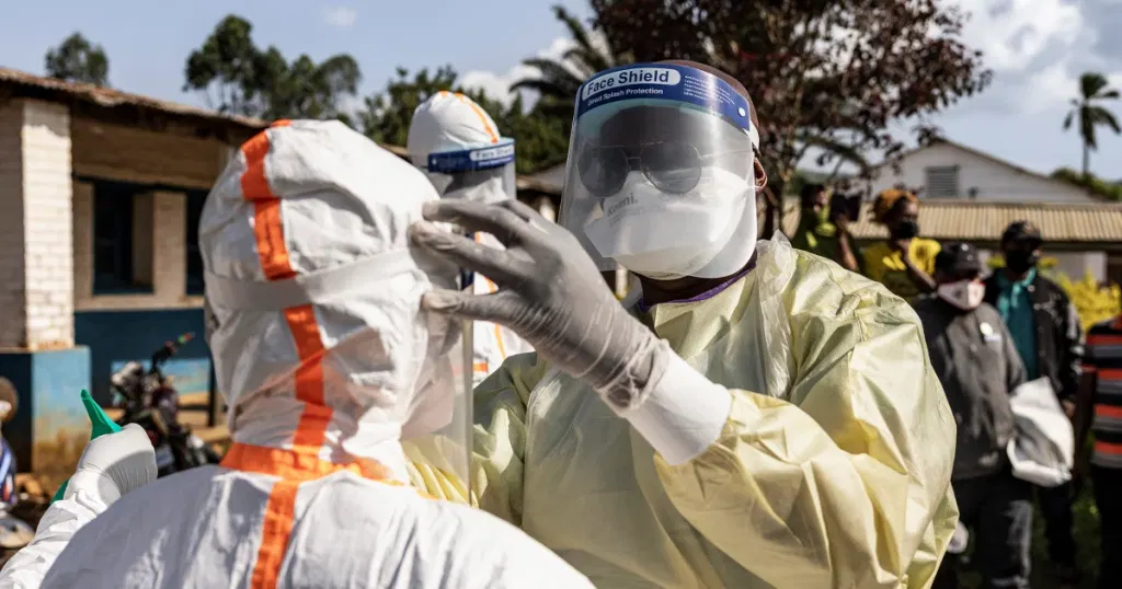 Ebola patients flee in attacks on Congo health facilities, hobbling response
