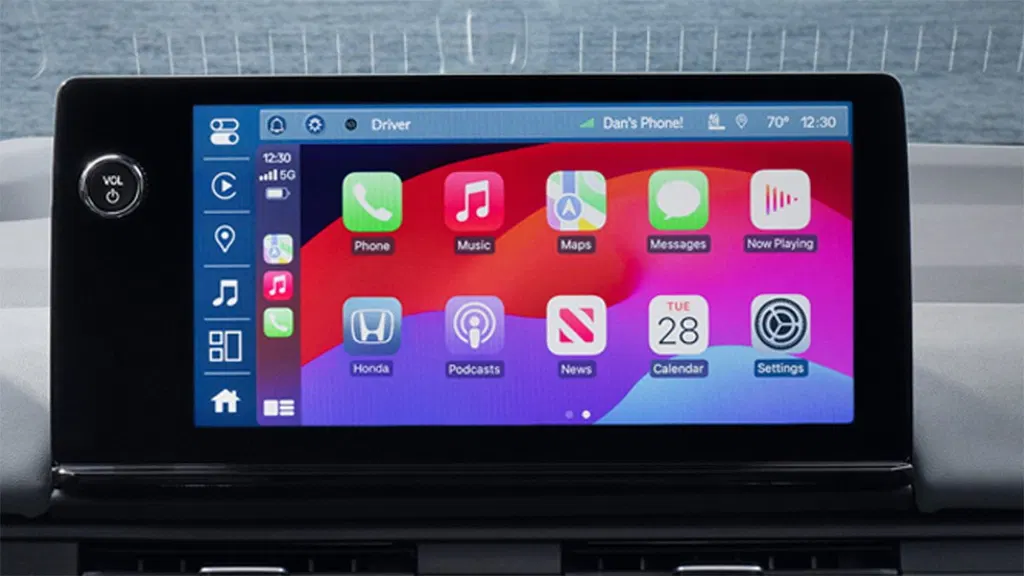 GM isn't changing course on CarPlay for its electric vehicles
