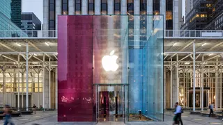 Apple Fifth Avenue cube changes colors for iPhone 18 Pro release