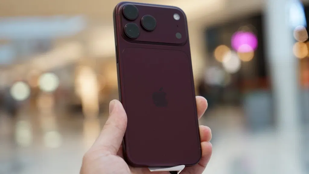Teardown confirms US iPhone 18 Pro Max lacks Apple's C2 modem