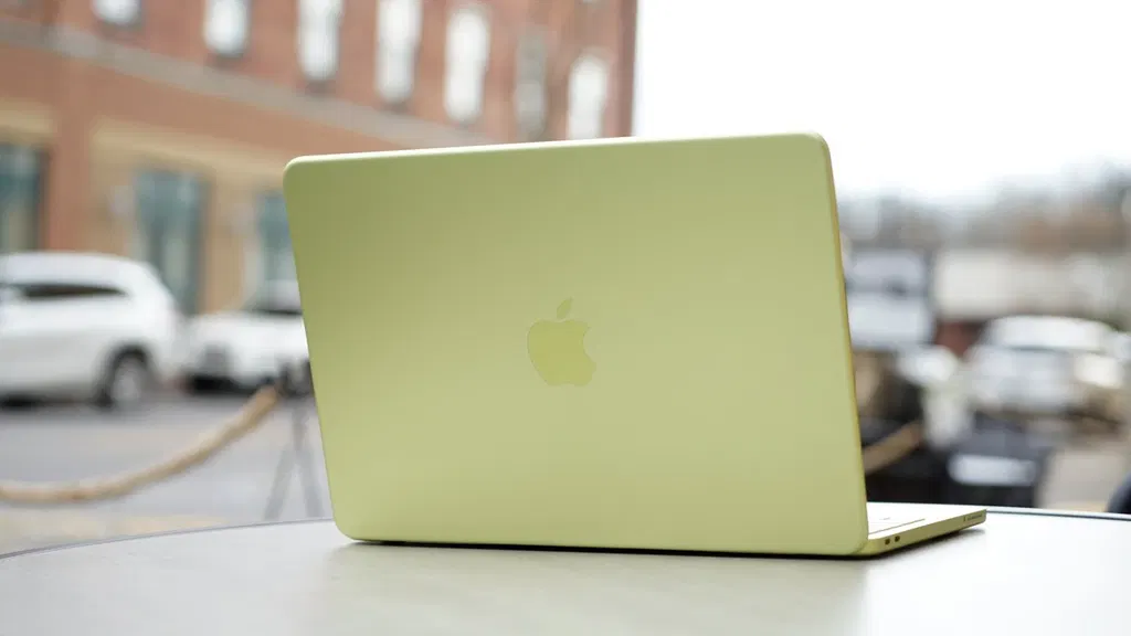 Texas school district makes $12.9M deal with Apple as Chromebook repair costs skyrocket