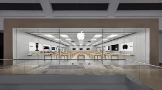 Crime blotter: Two arrested for stealing from Apple Store, yoga store