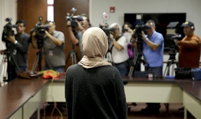 Kathy Hochul Was a Trailblazer: Now Leftist Frenchwomen Are Donning Hijabs