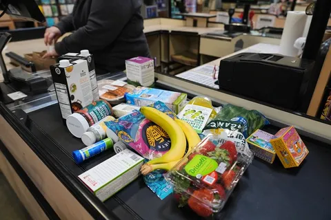 Chicago West and South Side Save A Lot Stores Closing, Blame New EBT Rules