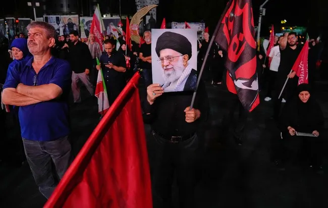 Iran's Regime Builds More Scaffolds for Protesters, Attacks Kurds