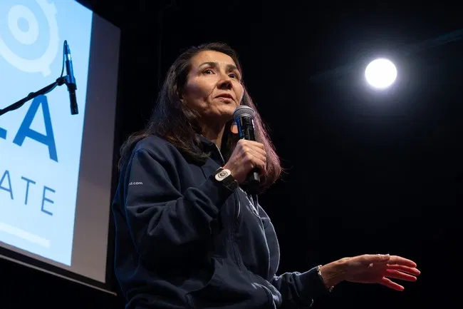 Mary Peltola Proclaims Her Innocence, but Alaska Voters Aren't Buying It