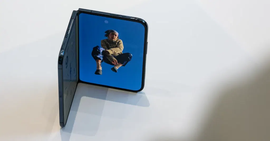 What’s the Best iPhone to Buy or Avoid Right Now? (2026)