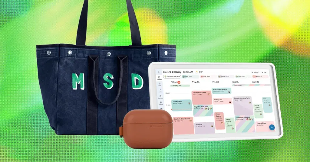 Best Gifts for Mom (2026): E-Readers, Digital Wall Calendar, Smart Bird Feeders