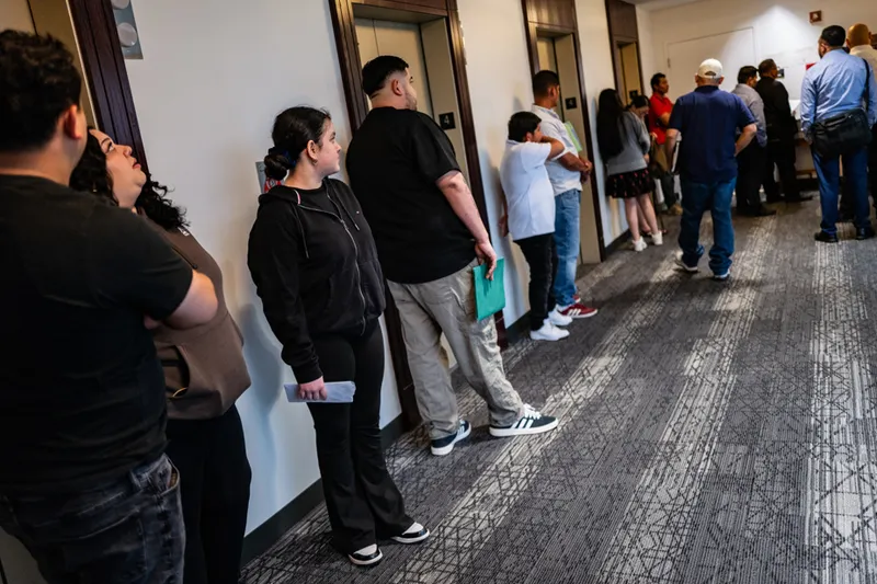 Immigrants aux États-Unis | Payer une amende de 1,8 million ou partir