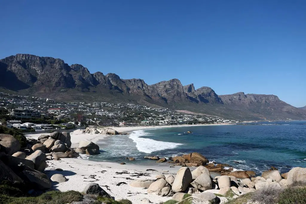 News24 | SA’s ultra-rich doubled their property buying in a year