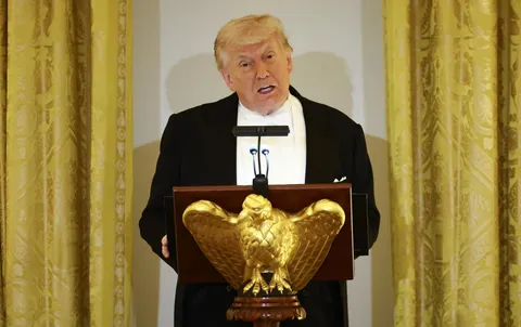 Trump tells aides to prepare for extended blockade of Iran, WSJ reports