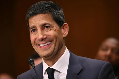 Warsh to be sworn in as Fed chair at White House on Friday