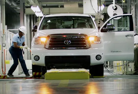 Trump administration wants to raise North American auto content to 82%, with half from US