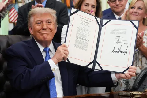 Trump signs bill giving nearly $70B for immigration enforcement through end of his term