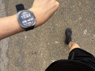 [Reporter's Notebook] Why you need smartwatch to build running habit