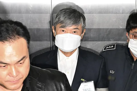 Special counsel seeks 7-year prison term for ex-spy chief in perjury appellate trial