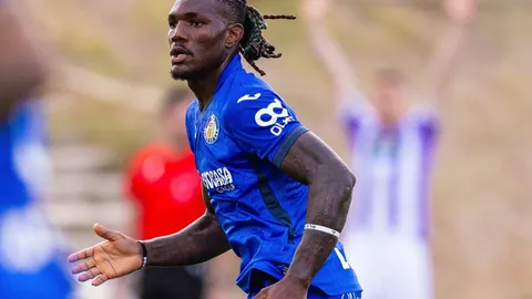Getafe y Valladolid empatan en un duelo marcado por la intensidad