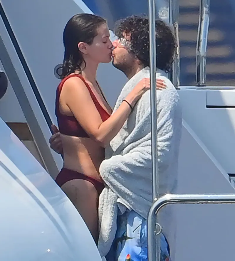 Selena Gomez and Benny Blanco share a kiss on a yacht in France and more star snaps