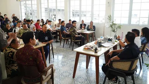 Bukan Cuma Konsisten, Ini 3 Kunci Sukses Bisnis Ala Gubernur Herman Deru yang Wajib Diteladani Anak Muda