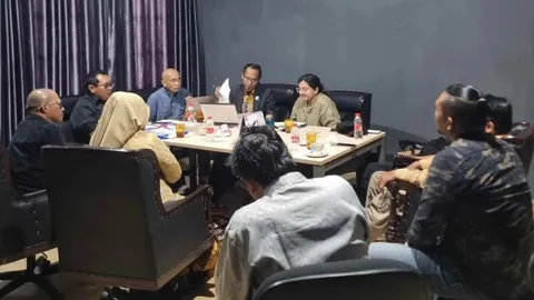 Dua Dekade Mandek, Dr. Agus Syabarrudin Gandeng SMSI Rangkul PFII dan BPD Demi Akses Likuiditas Global